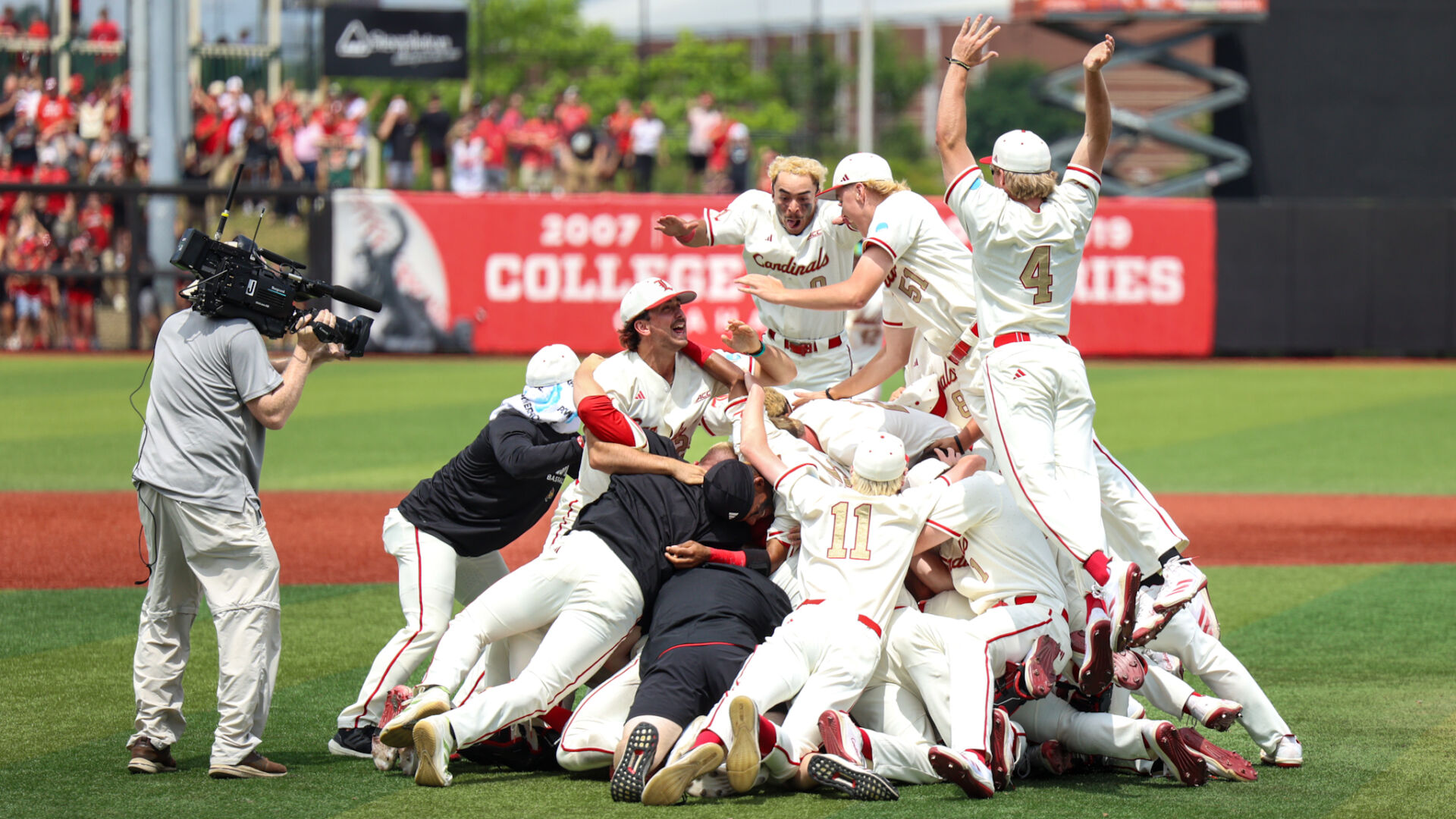 How to Watch | Louisville vs. Oregon State; time, matchups, CWS odds